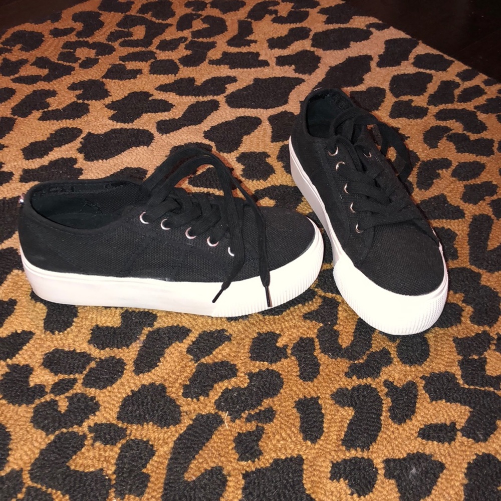 Steve Madden platform shoes size 6.5